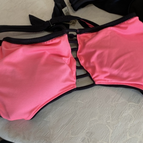 Victoria Secrets PINK women’s Large 2pc Black & Pink Halter Mesh swimsuit - Picture 4 of 6